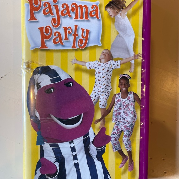 Full Set of Barney VHS tapes (16 titles)overall good condition all tapes tested - Picture 12 of 16